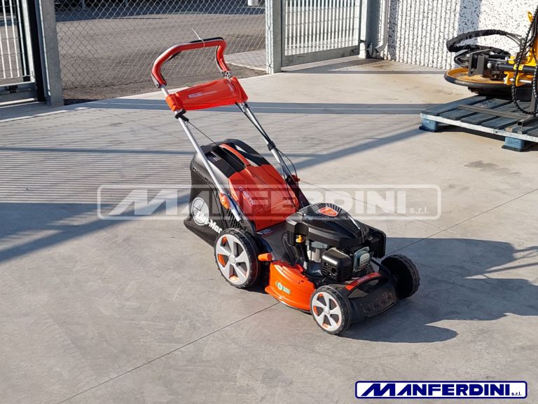 Self-propelled lawn mower G48TK ALLROAD PLUS 4